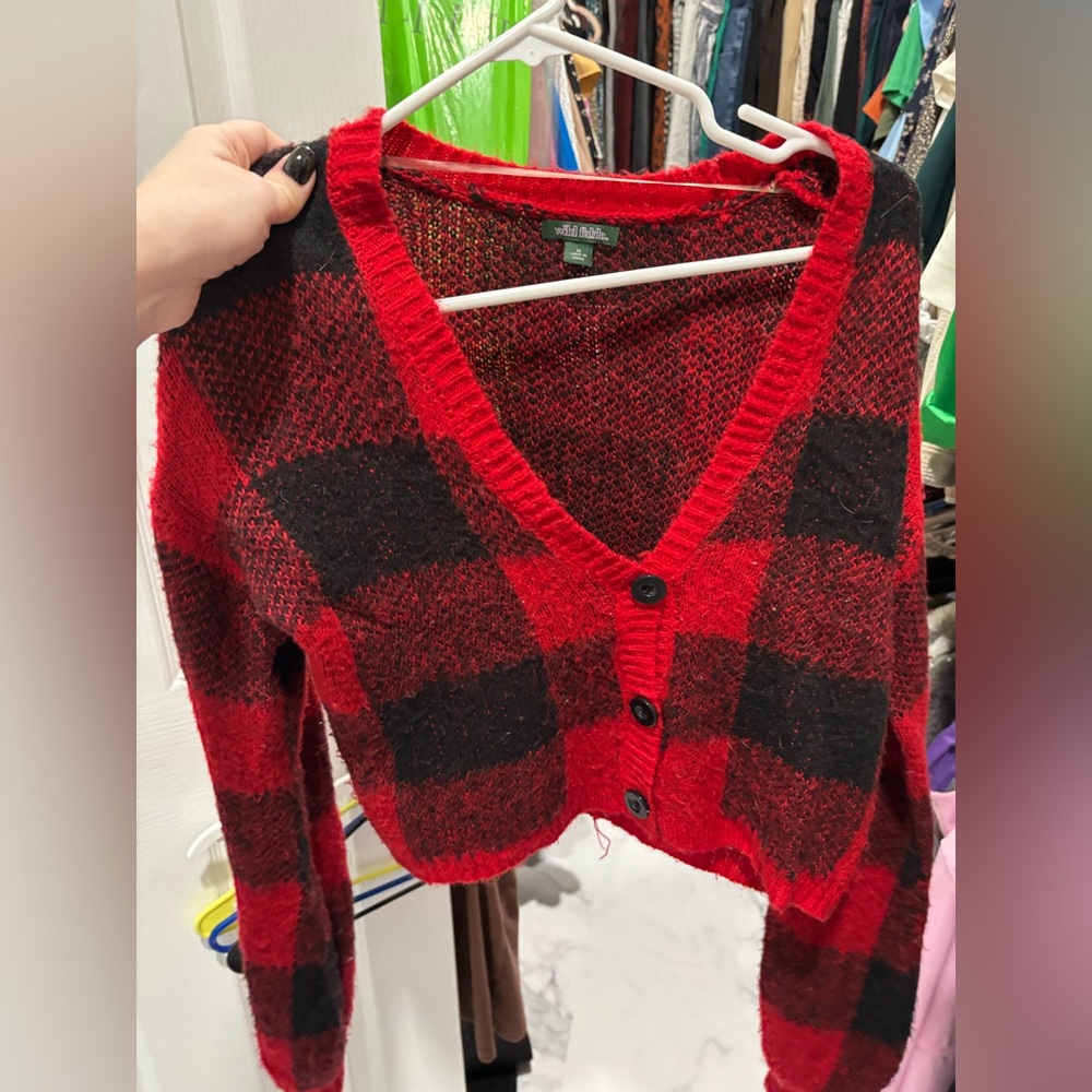 Cropped sweater